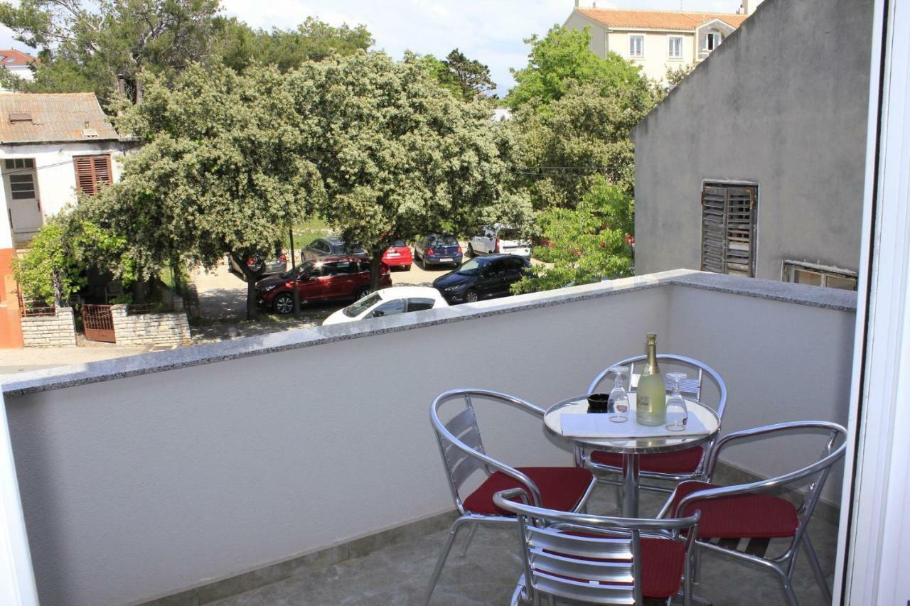 Pearl Of Novalja Apartment Екстериор снимка