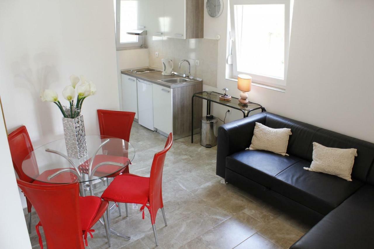 Pearl Of Novalja Apartment Екстериор снимка