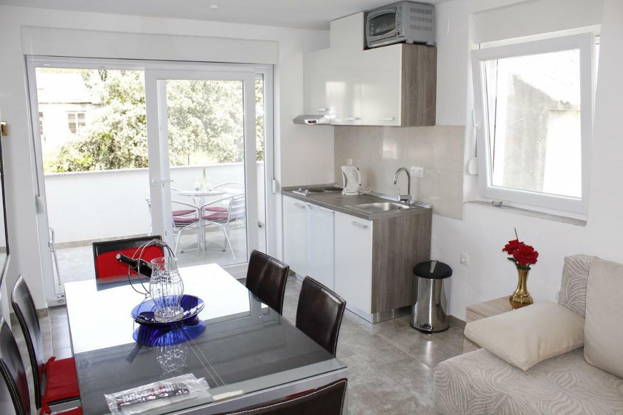 Pearl Of Novalja Apartment Екстериор снимка